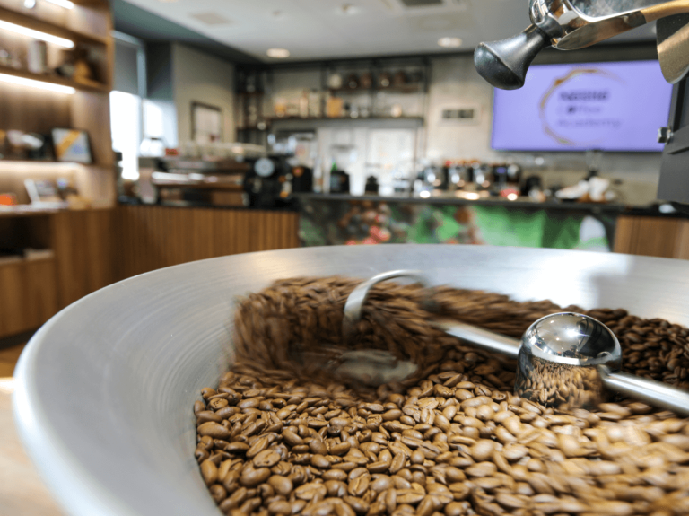 Macchina per tostatura del caffè