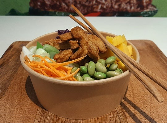 Poke Bowl con Straccetti di Soia