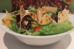 Insalata sfiziosa con Sensational Crispy Tenders croccanti